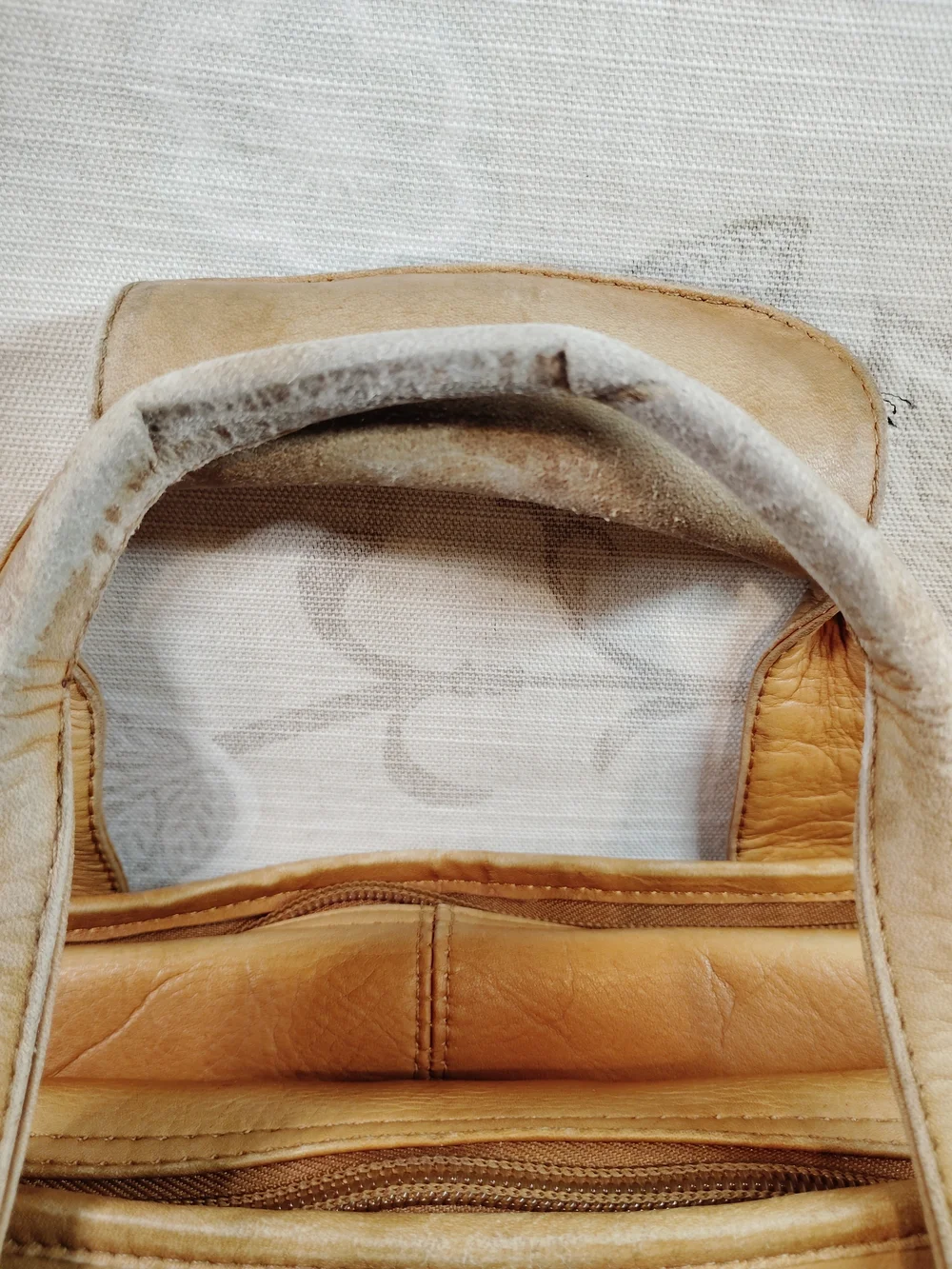 David King Tan Leather Laptop/Messenger /Briefcase w/ Removable Shoulder Strap